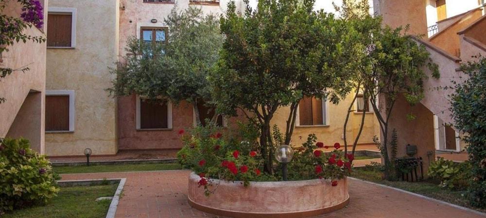 Residence Olimpo Santa Teresa Gallura Exterior photo